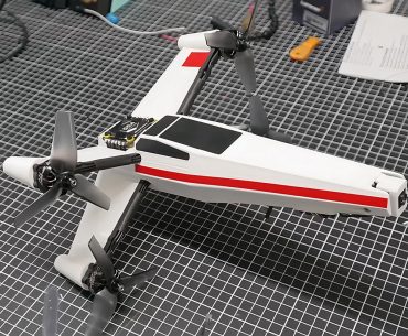 Engenheiro alemão cria X-Wing de Star Wars impressa em 3D que voa a 216 km/h Engenheiro alemão cria X-Wing de Star Wars impressa em 3D que voa a 216 km/h