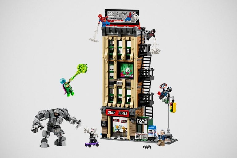LEGO lança Daily Bugle compacto com Spider-Man vs. Mysterio e muitas minifigs por um preço acessível