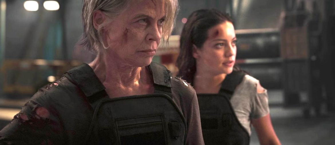 Linda Hamilton quase se aposentou, até Stranger Things mudar tudo