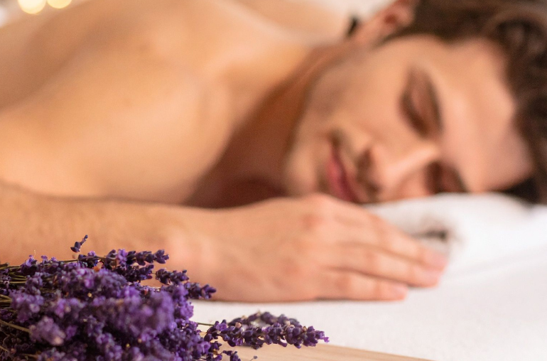 Massagem Relaxante: Benefícios, Importância e Como Essa Terapia Pode Transformar Seu Dia 