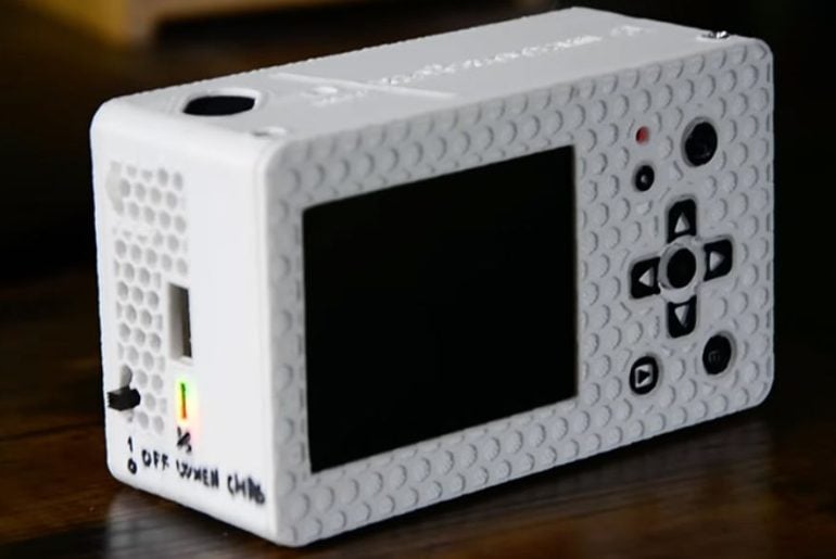 Retro Cam: a câmera estilo anos 80 feita com Raspberry Pi que grava vídeos analógicos de verdade