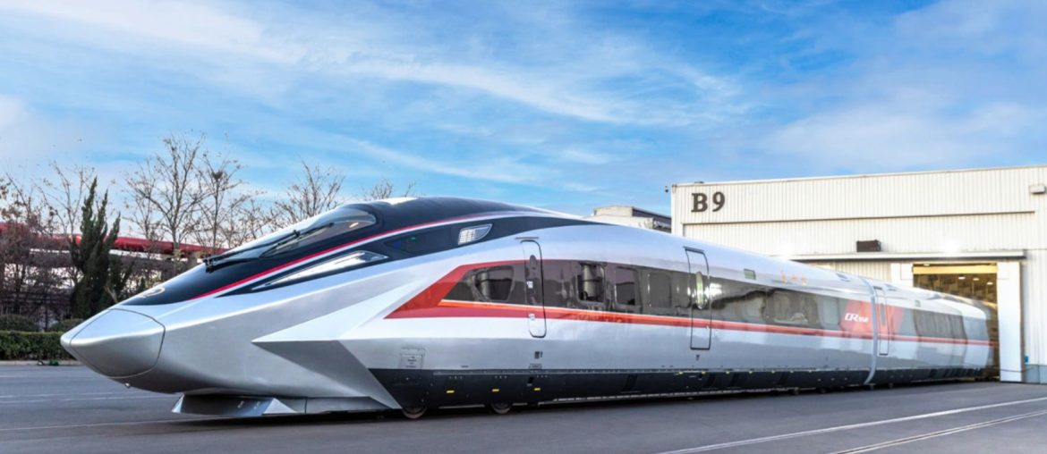 Trem-bala chinês quebra recorde e atinge 450 km/h, prometendo revolucionar o transporte de alta velocidade