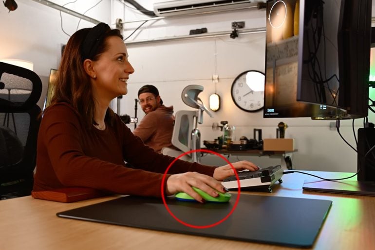 Mousepad com mira automática feito por criador viral promete revolucionar o FPS