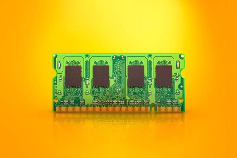 Preço da RAM dispara com corrida da IA, e isso vai encarecer PCs gamers, notebooks e até celulares