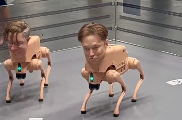 Robôs com Rosto de Bilionários fazem ‘Arte Excretada’ e viram sensação na Art Basel