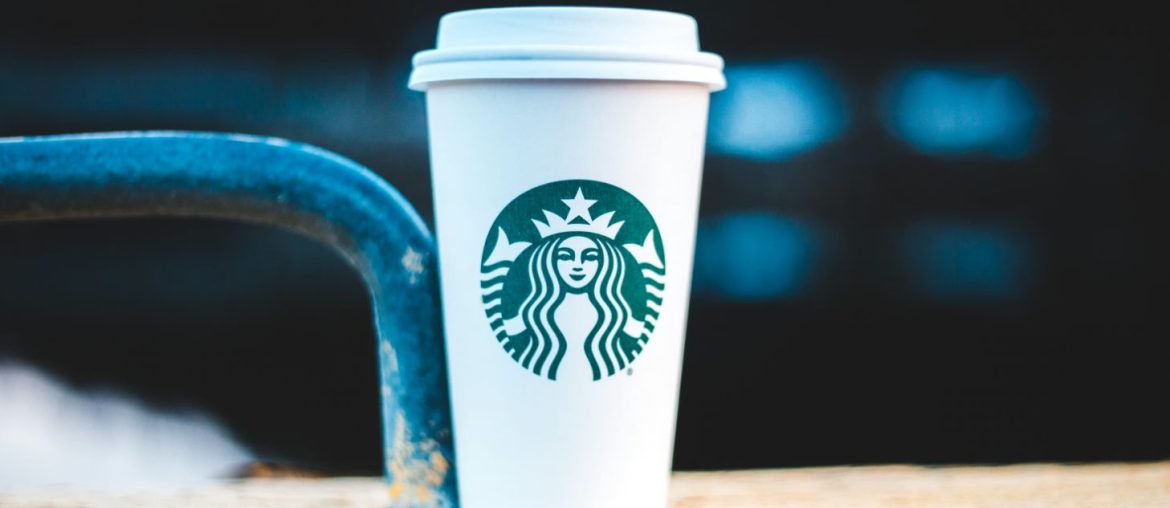 Cientistas acabam de descobrir algo horrível sobre copos plásticos como os de cafeterias