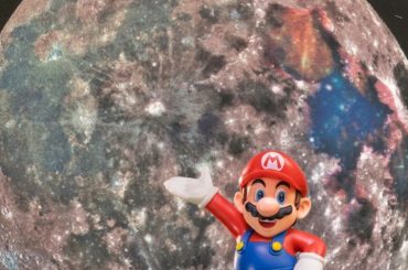 Imagem da Lua viraliza após internautas enxergarem “Mario rebolando” nas crateras