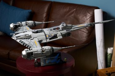 LEGO revela N‑1 Starfighter do Mandaloriano em versão UCS com 1.809 peças