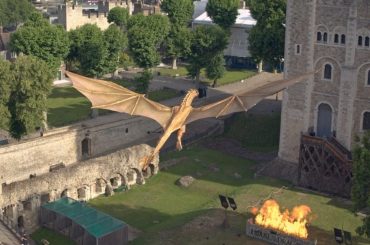 Dragão de House of the Dragon sobrevoa Londres em ação da HBO Max