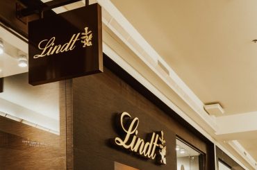 Lindt é alvo de processo nos EUA por supostas ligações com trabalho infantil na produção de cacau