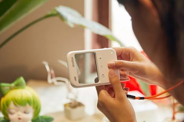 Godox C100: câmera sem tela de apenas US$ 29 aposta em fotografia sem distrações