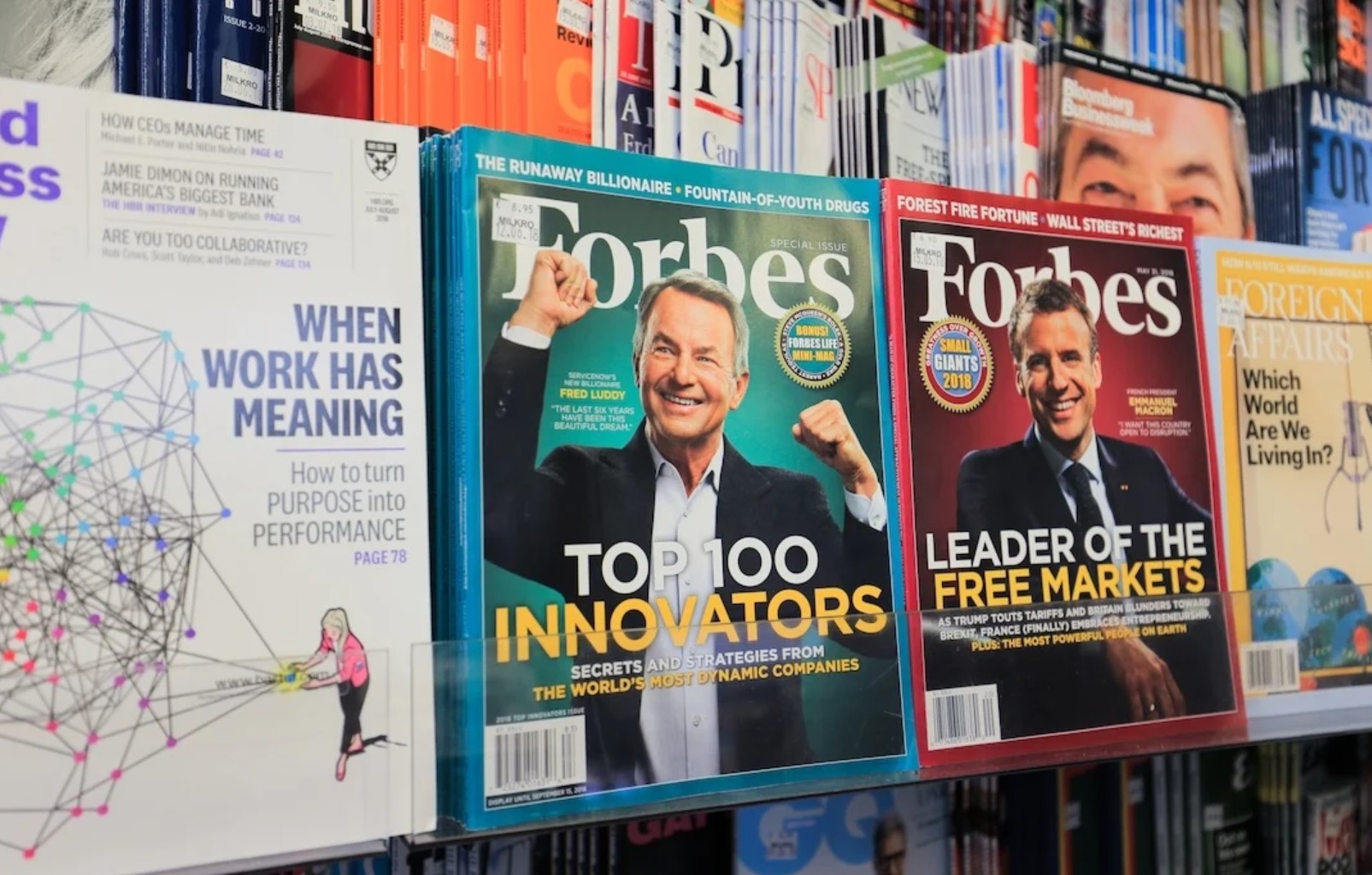 Diretor editorial da Forbes é demitido por pagamento secreto de 6 milhões