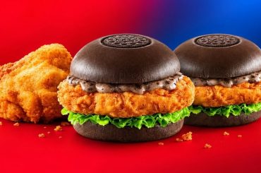 KFC lança hambúrguer de frango frito com biscoito Oreo