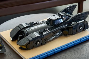 LEGO revela novo Batmóvel de Batman O Retorno com 1.700 Peças
