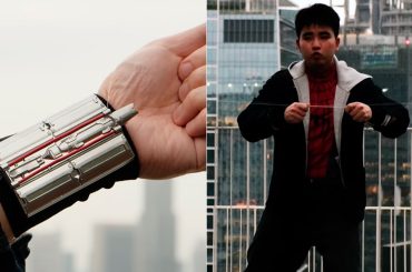 Fã cria lançador de teias funcional de Homem Aranha com aço inox e sistema eletrônico inspirado em Brand New Day