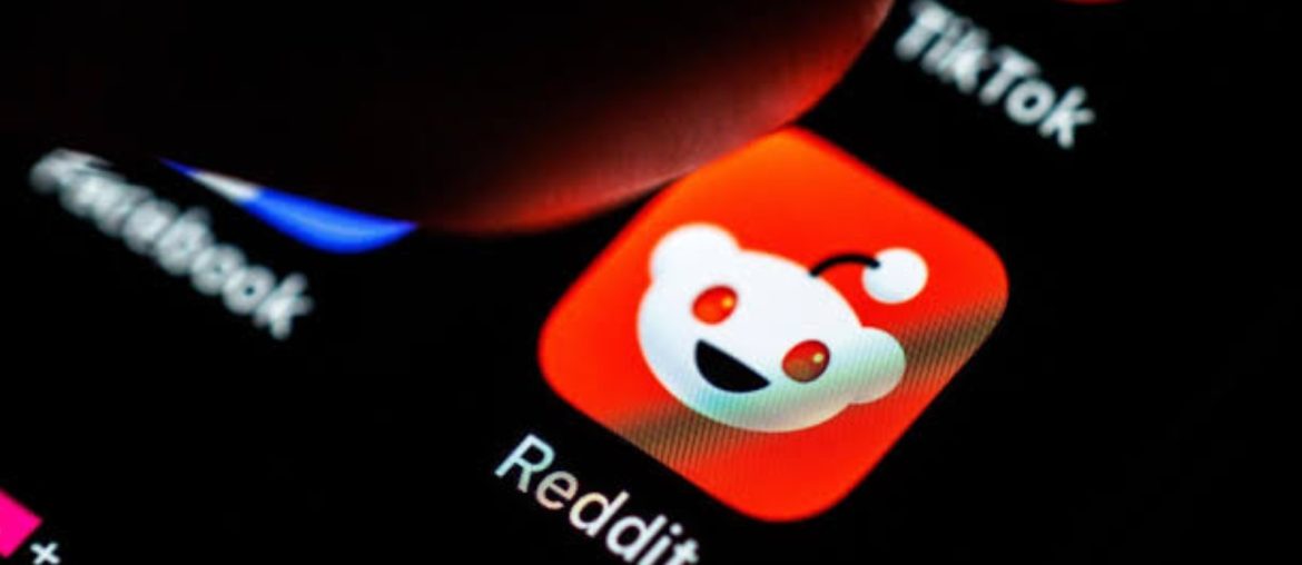 Reddit encontrou uma maneira ainda pior de moderar comunidades; com IA