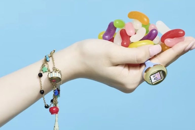 Tamagotchi Ring: novo Tamagotchi vira anel e tem tela colorida