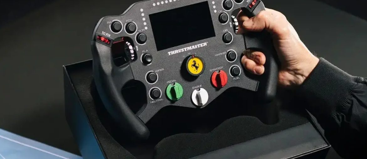 Thrustmaster revela volante Ferrari 499P Centenary Winner Edition com fibra de carbono e apenas 499 unidades