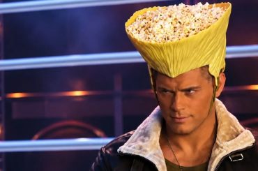 Street Fighter ganha balde de pipoca inspirado no cabelo de Guile
