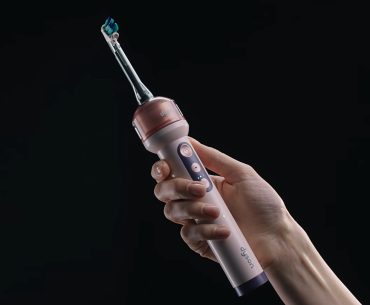 Dyson CameraJet: nova escova de dentes usa câmera e IA para limpar entre os dentes