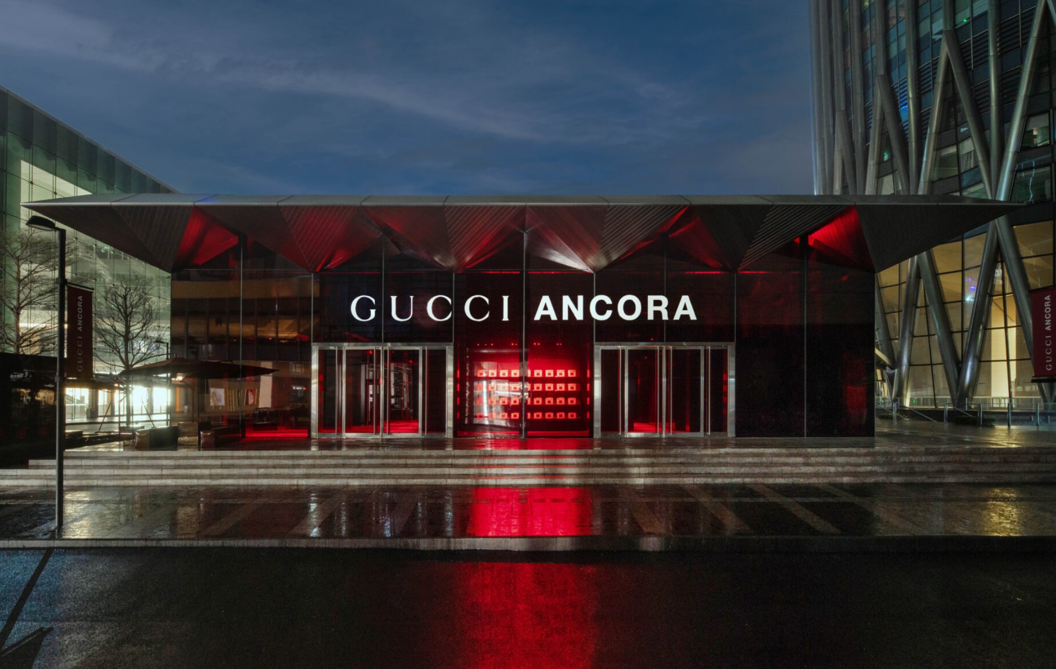 Gucci lança tênis de luxo feito na China por até US$ 1.150