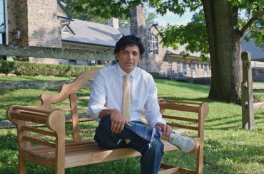M. Night Shyamalan cria canal no YouTube e revela diário secreto de Sinais