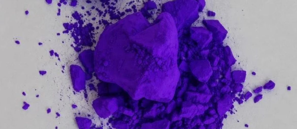 Cientistas criam tecido roxo que consegue ser mais fresco que algodão branco