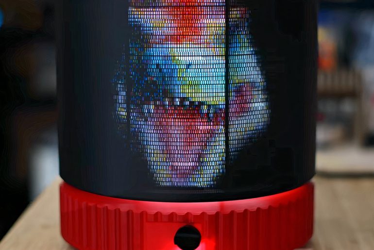 Criador transforma tecnologia de 1884 em tela 3D que funciona sem óculos