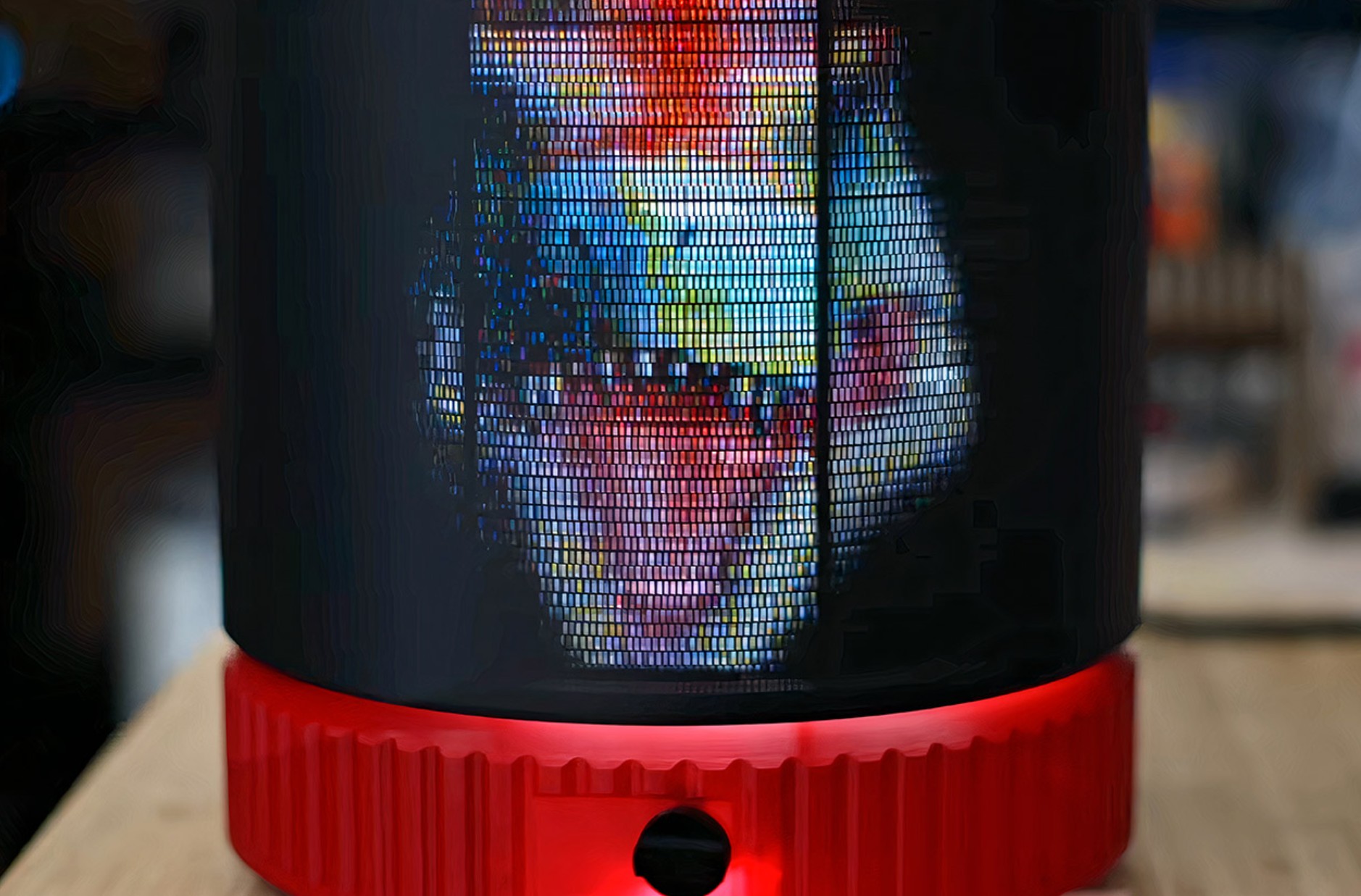 Criador transforma tecnologia de 1884 em tela 3D que funciona sem óculos