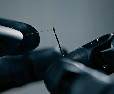 Robô da AGILINK aprende a bordar seda e impressiona com precisão em teste na China