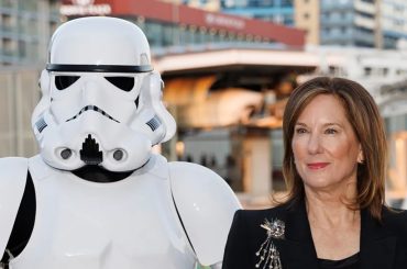 Kathleen Kennedy diz sentir alívio após deixar a Lucasfilm e relembra desafios de Star Wars