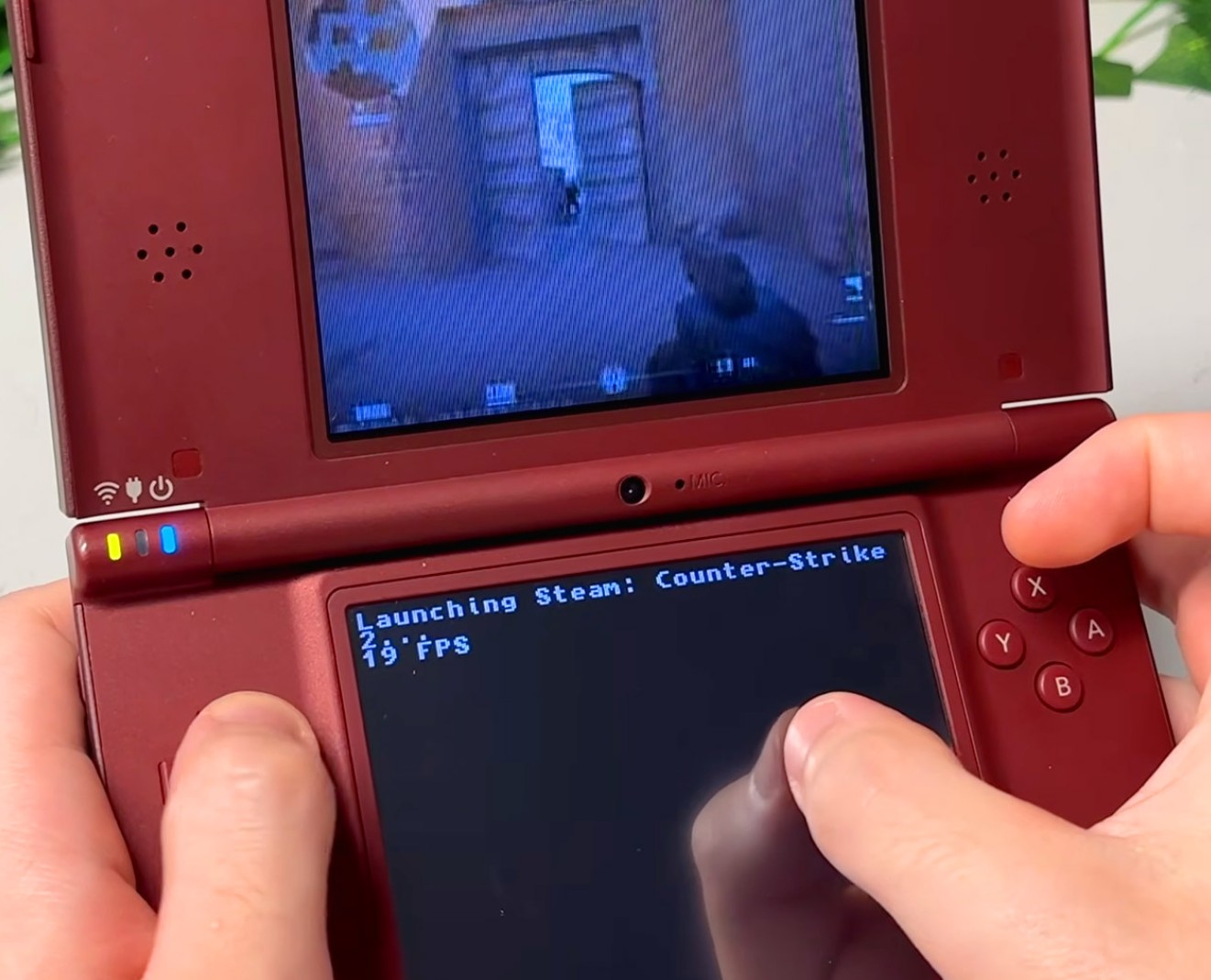Nintendo DSi ganha projeto que transmite Minecraft e Counter Strike 2 pela internet