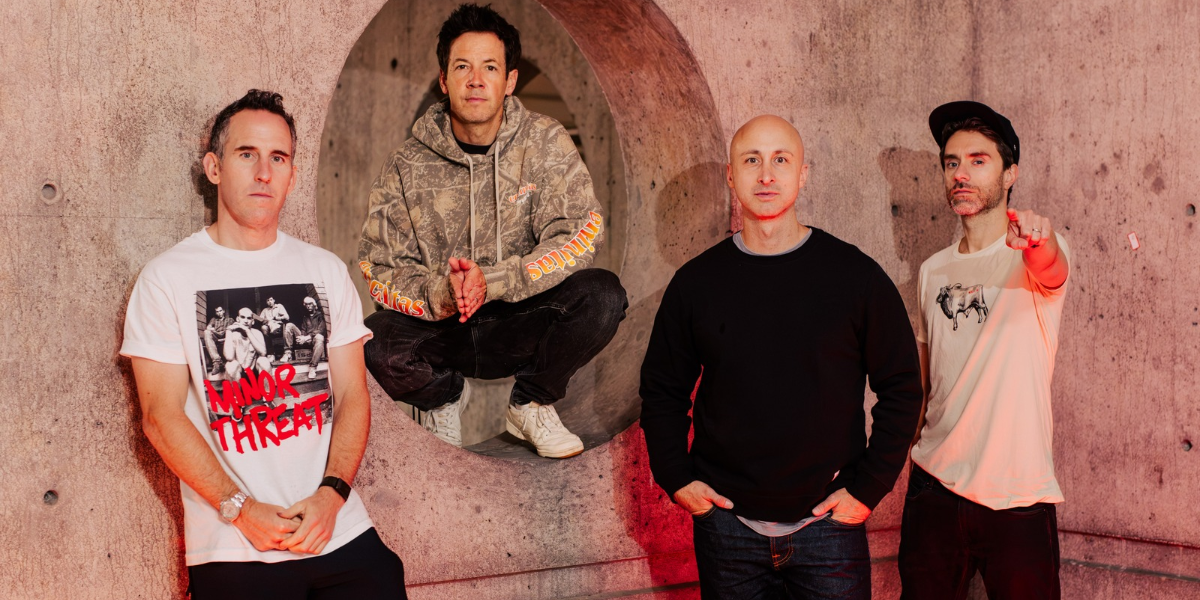 Simple Plan anuncia retorno ao Brasil. Imagem: AnnaLeeMedia.